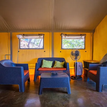Guanaglamp Hotel Huacas Exterior photo